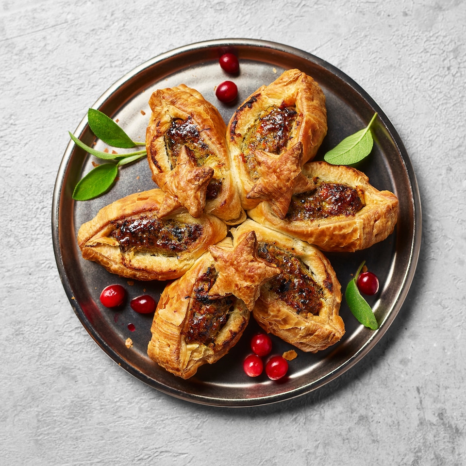 95. Tesco Finest Roasted Vegetable & Cranberry Star 340g (Serves 6)