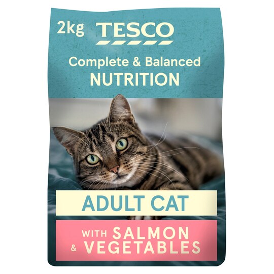 Tesco Adult Cat Salmon & Vegetables Dry Cat Food 2Kg Tesco Groceries