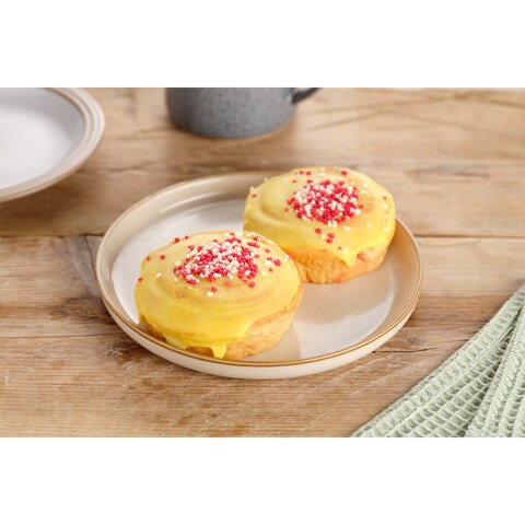 Tesco Raspberry Topping Tesco Raspberry Jam Trifle Buns 2 Pack - Tesco Groceries