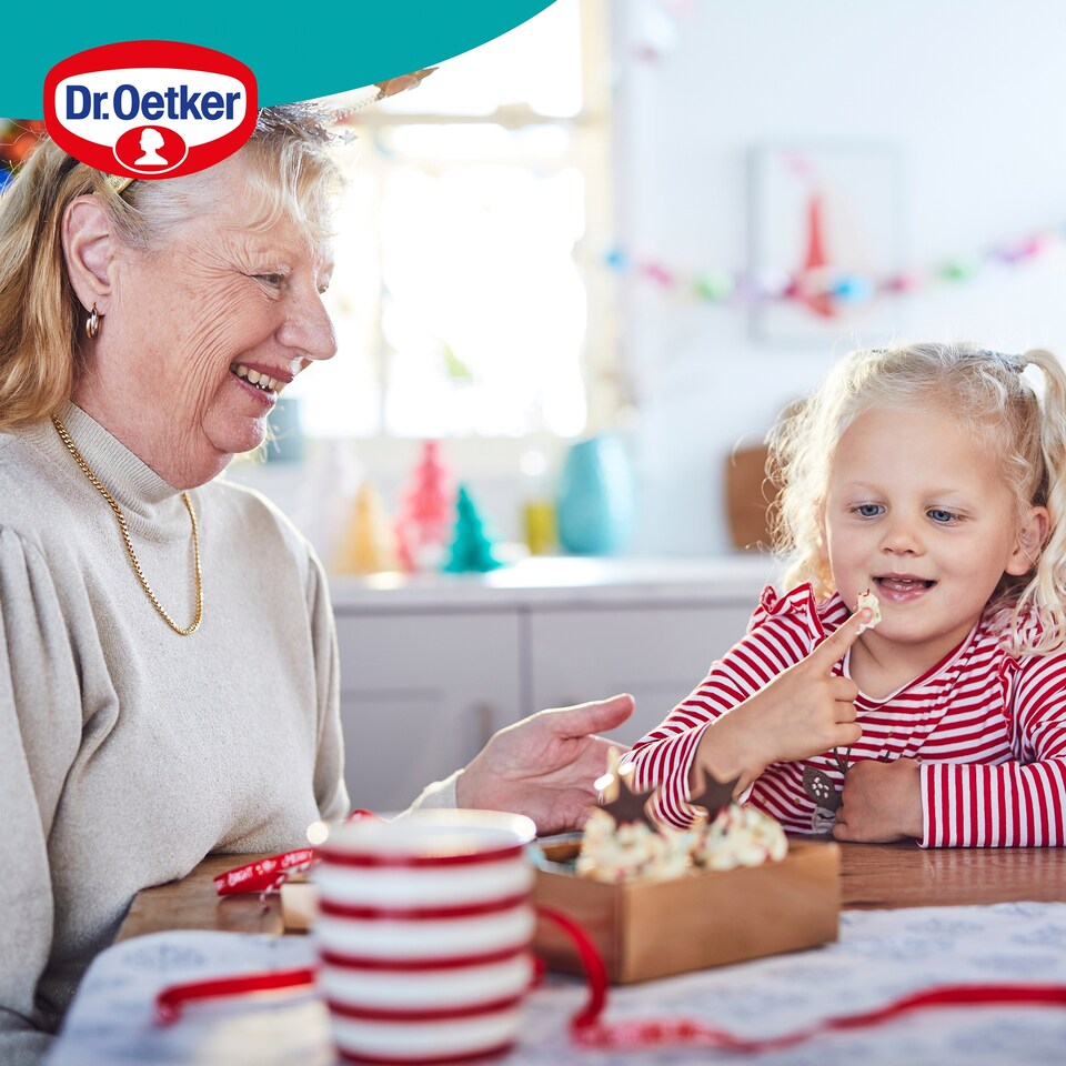 image 1 of Dr. Oetker Christmas Baking Cases 50 Pack