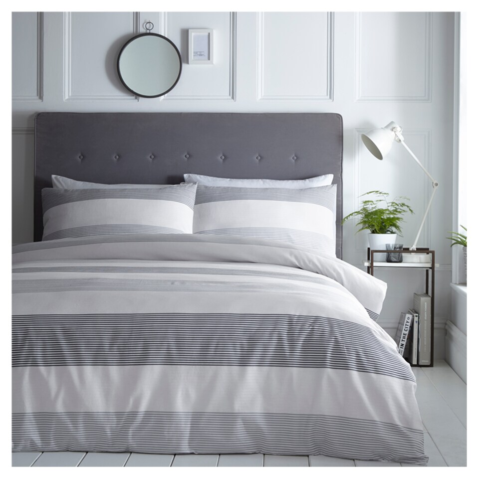 Sn Seersucker Stripe Duvet Set Double