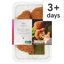 Tesco Finest Dine In Semi Dried Tomato & Burrata Arancini with Basil Pesto 225g