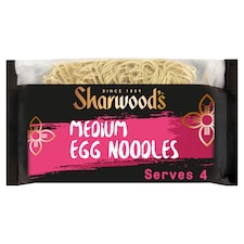 Sharwood's Medium Egg Noodles 226g 
