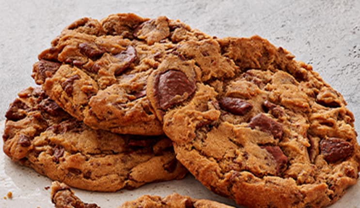 Finest milk choc cookies