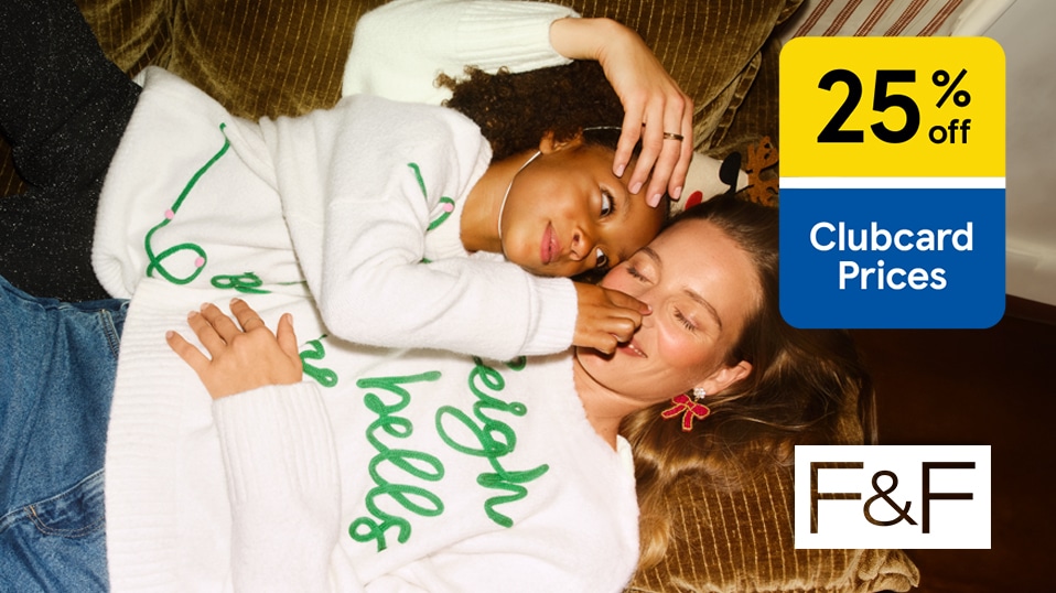 25% off Christmas clothing