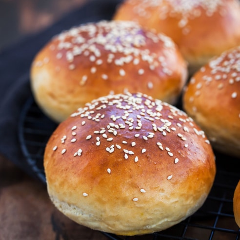 Buns, wraps & bakery