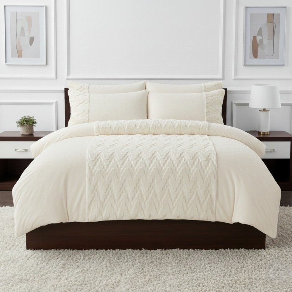 image 1 of Zig Zag 3D Teddy Duvet Cover Set Ultra Soft Teddy Fleece Bedding with Pillowcases | Cream | King