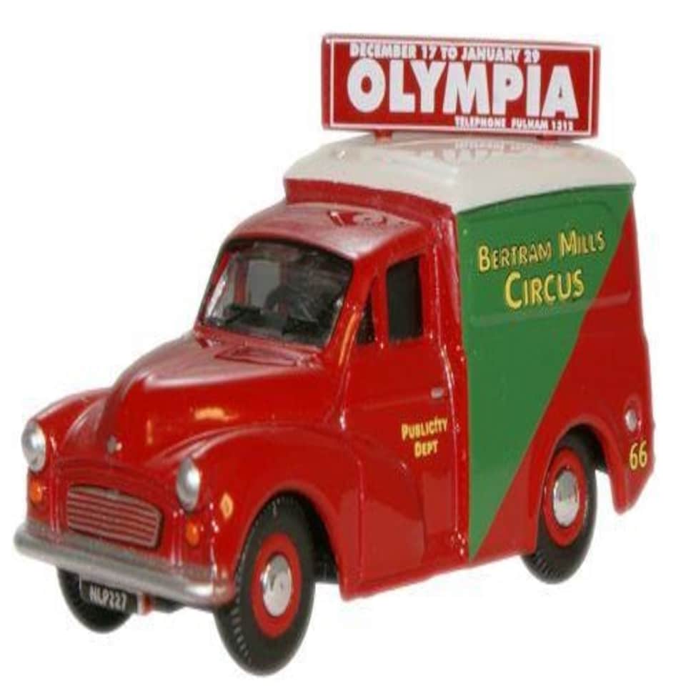Oxford Diecast Morris Minor Van Bertram Mills