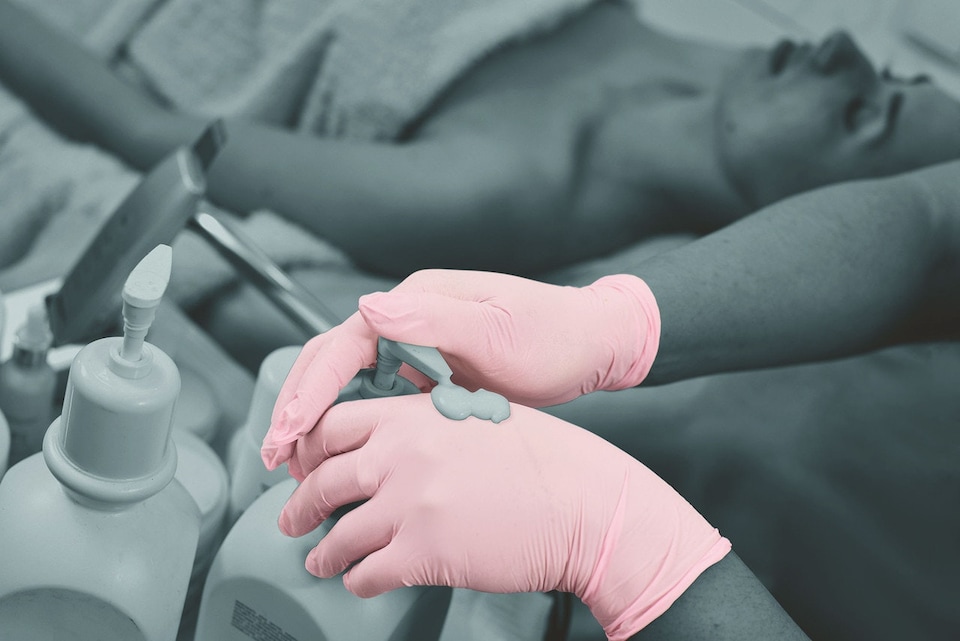 image 1 of Unigloves Pink Pearl Box of 100 Nitrile Gloves | Pink | Medium