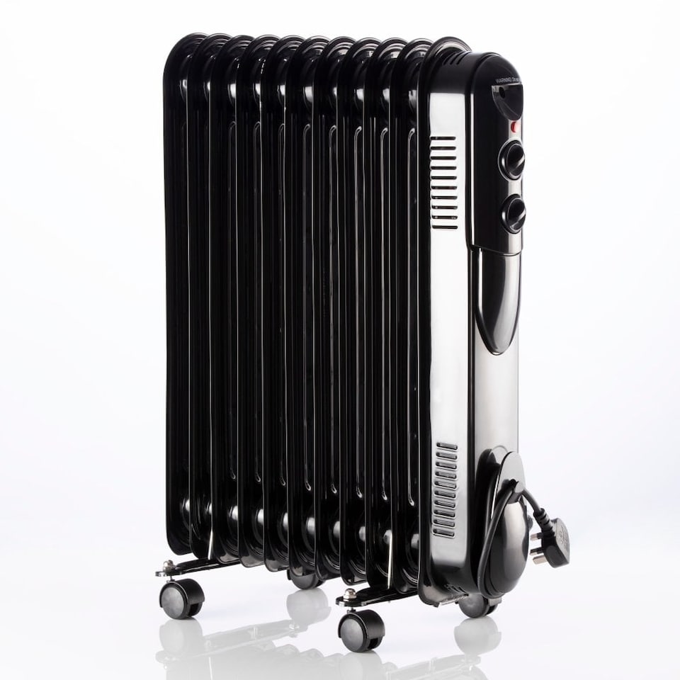 image 1 of Daewoo 2500W 11-Fin Oil Filled Radiator Portable Heater with Thermostat & 3 Heat Settings