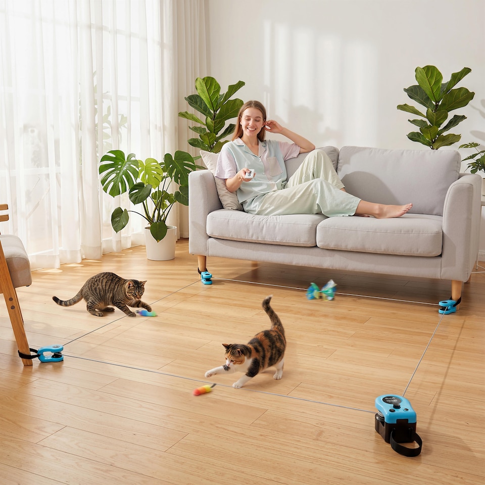 image 1 of PawHut Automatic & Remote Control Interactive Cat Toy DIY Track Mouse Sound