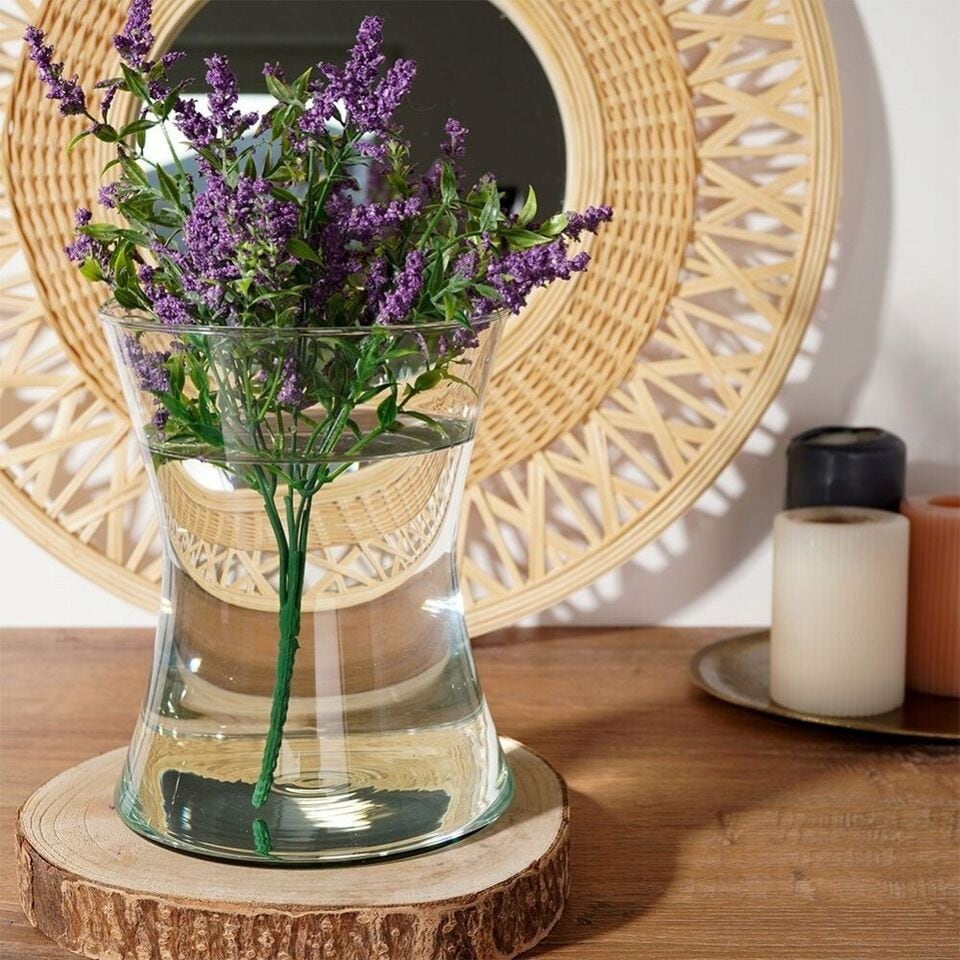 image 1 of Bow Shaped Glass Vase