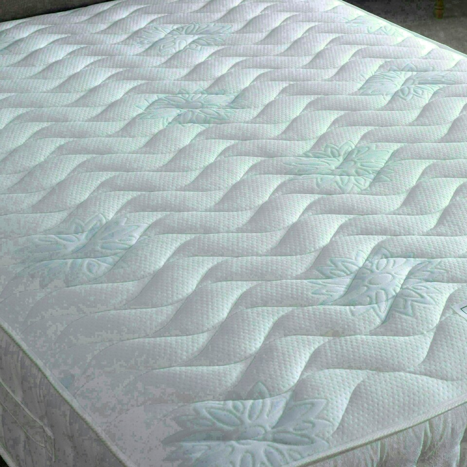 image 1 of Brooklyn 1400 Pocket Sprung Memory Foam Mattress Super King