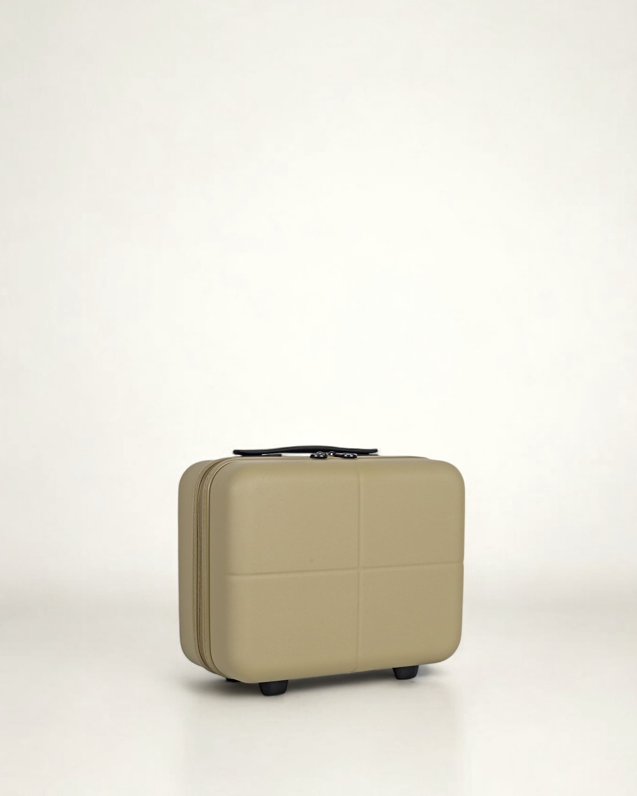 JLY Premium Vanity Travel Case 100% Makrolon PC with Waterproof Pocket in Olive
