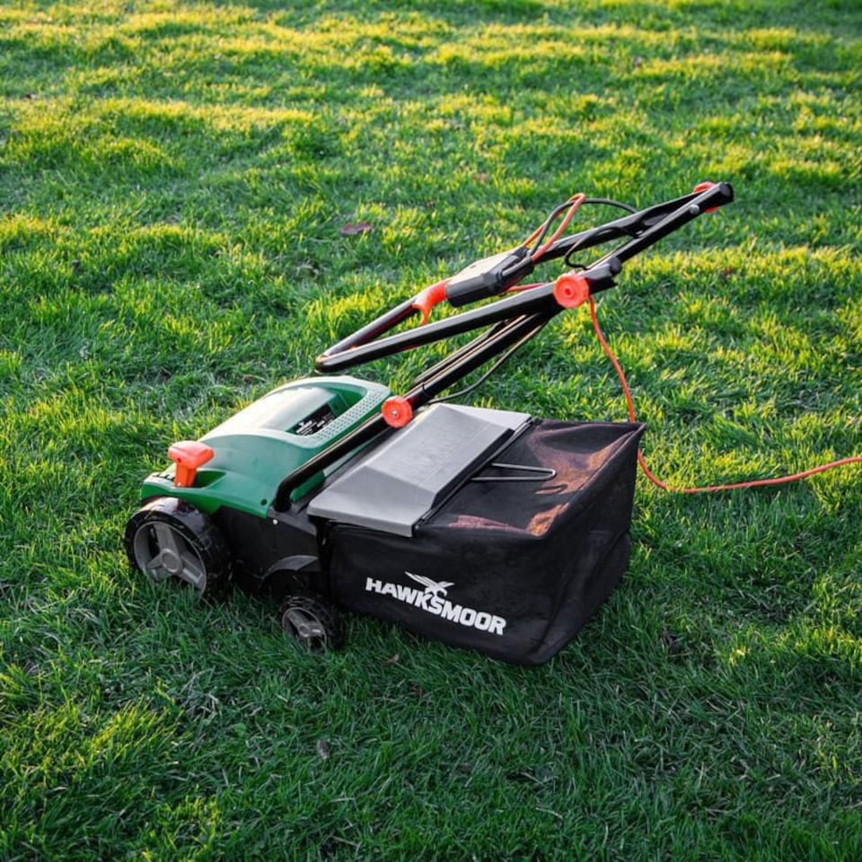 image 1 of Hawksmoor 1500W 32cm Scarifier 230V
