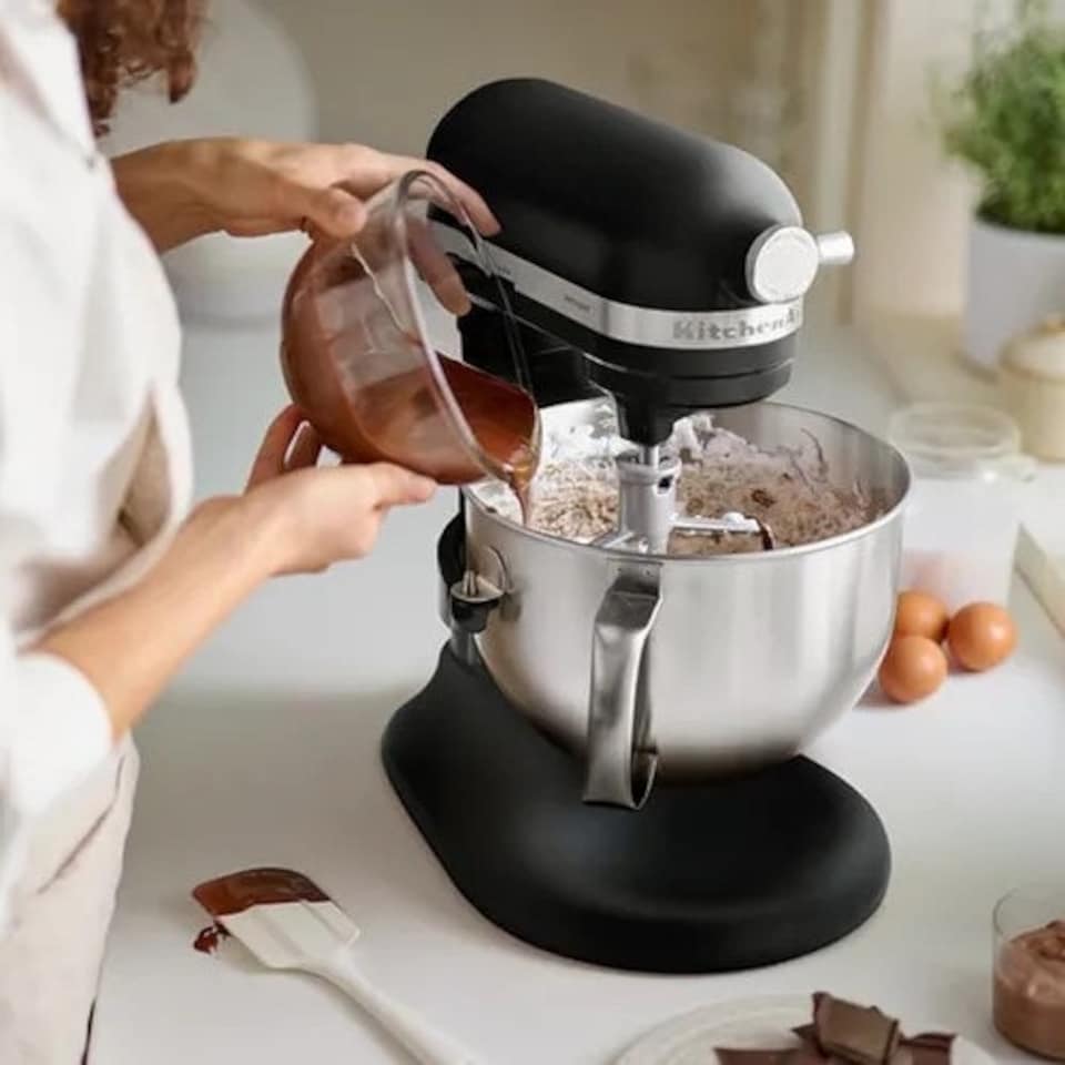 image 1 of KitchenAid Artisan Matte Black 5.6L Bowl Lift Food Mixer Black
