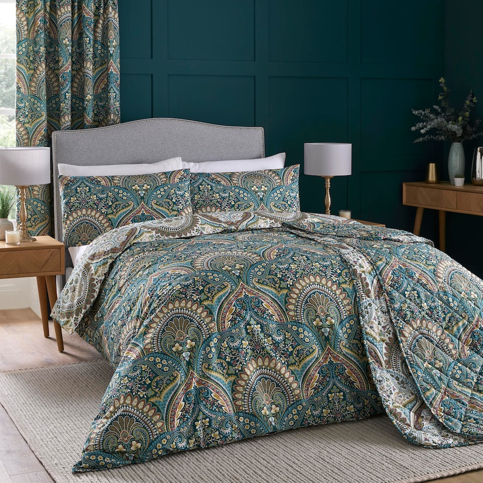 image 1 of D & D Palais Bedspread Teal