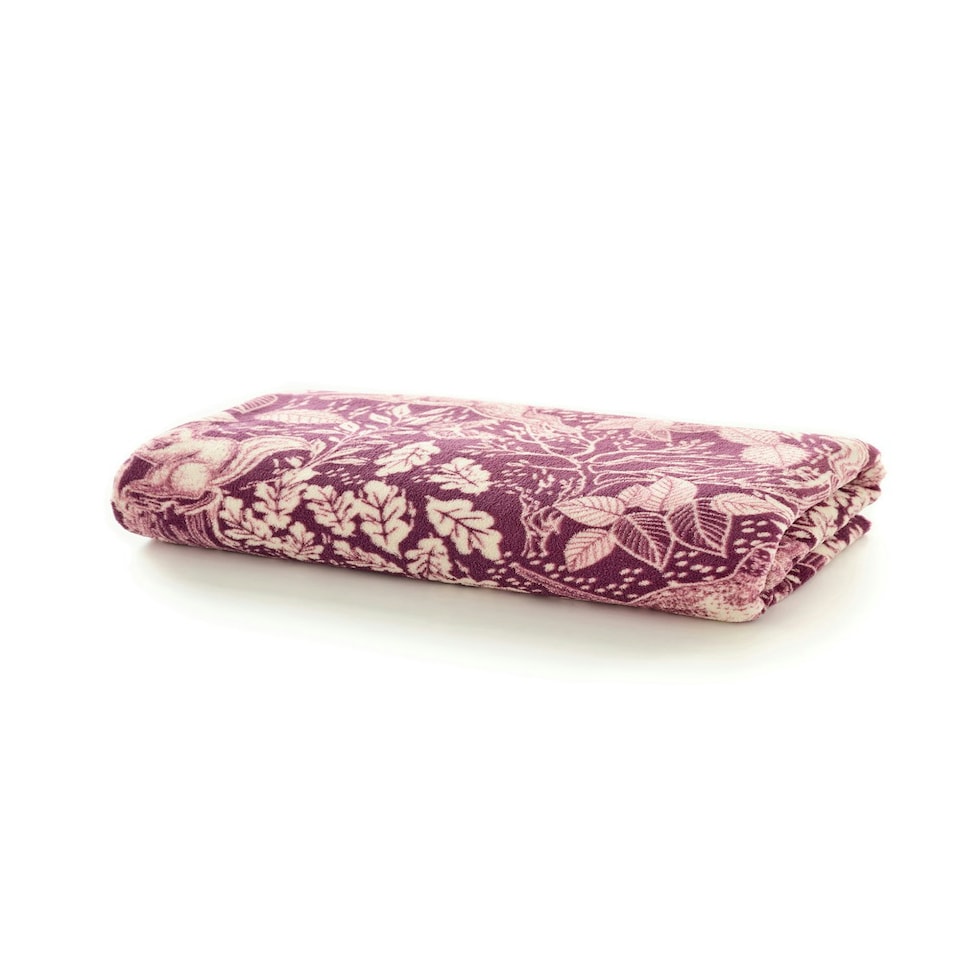 image 1 of Winter Forest Woodland Animal Soft Throw - 140 x 180cm Decorative Blanket | Pink | 1