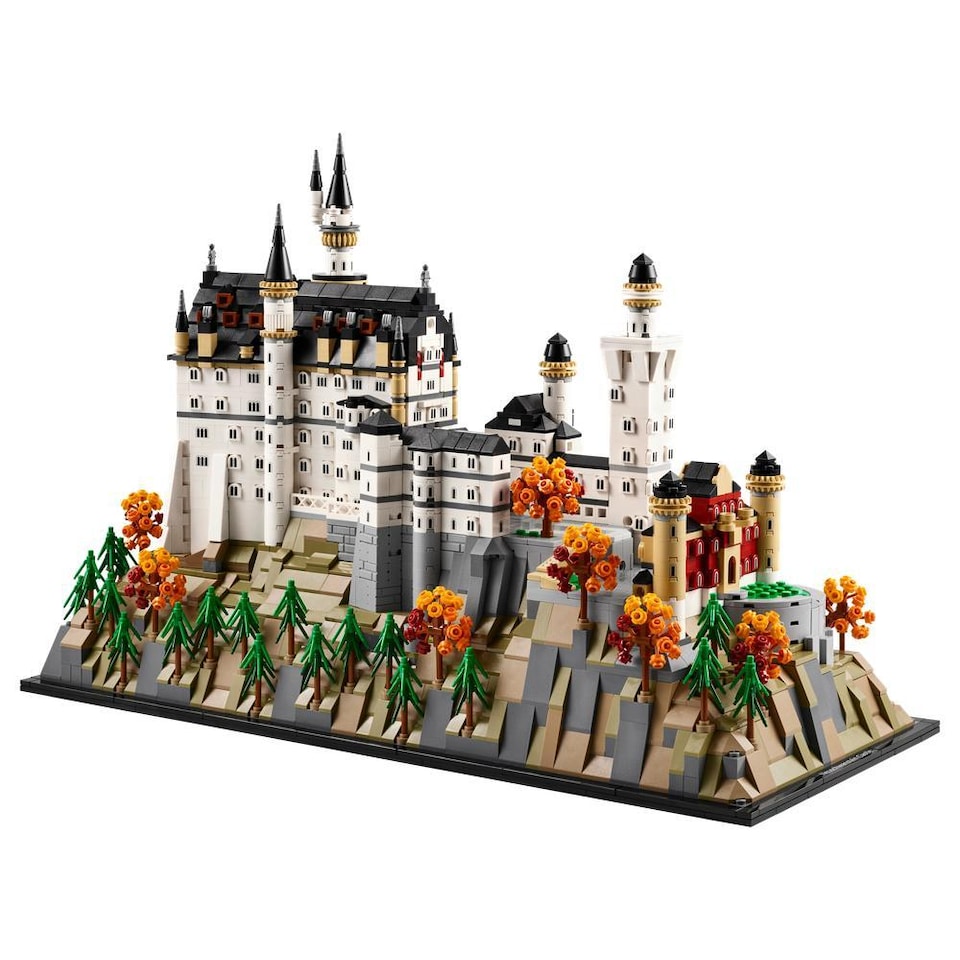 image 1 of LEGO Architecture Neuschwanstein Castle