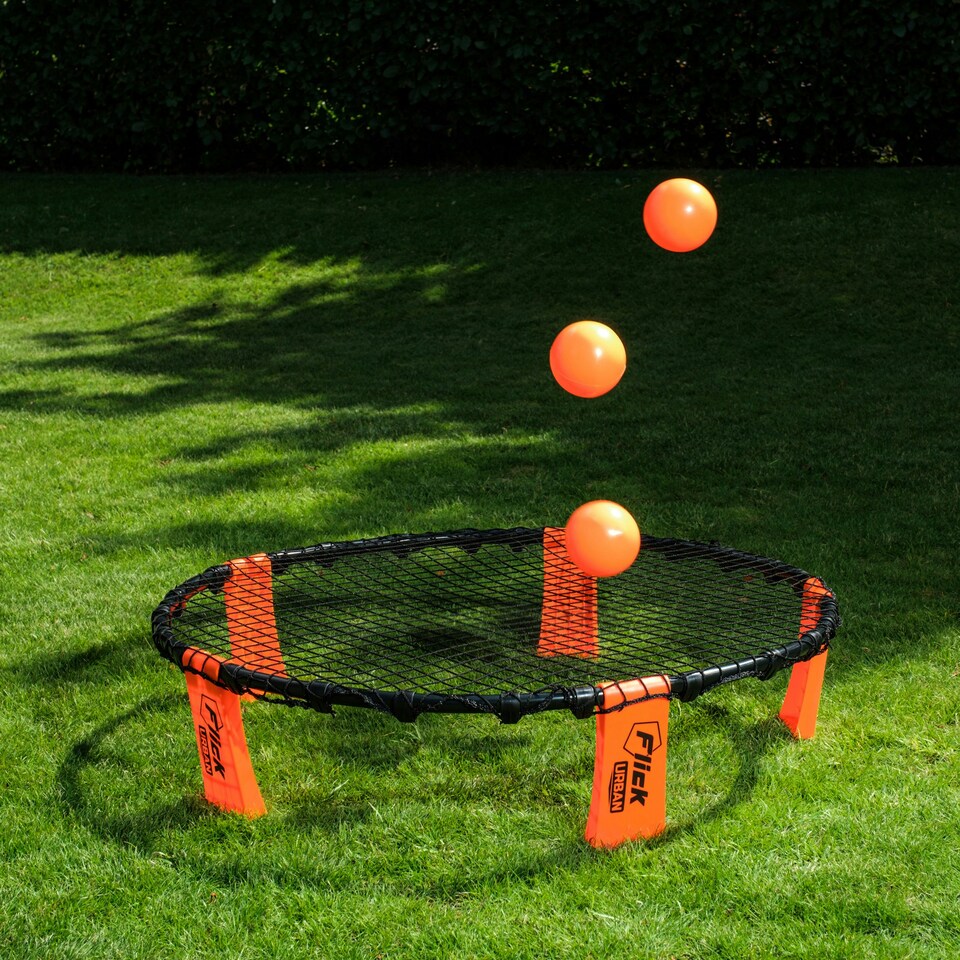 image 1 of Football Flick Urban Spiralball - Roundnet ball game - Includes 3 Spiralball balls - lightweight sturdy net