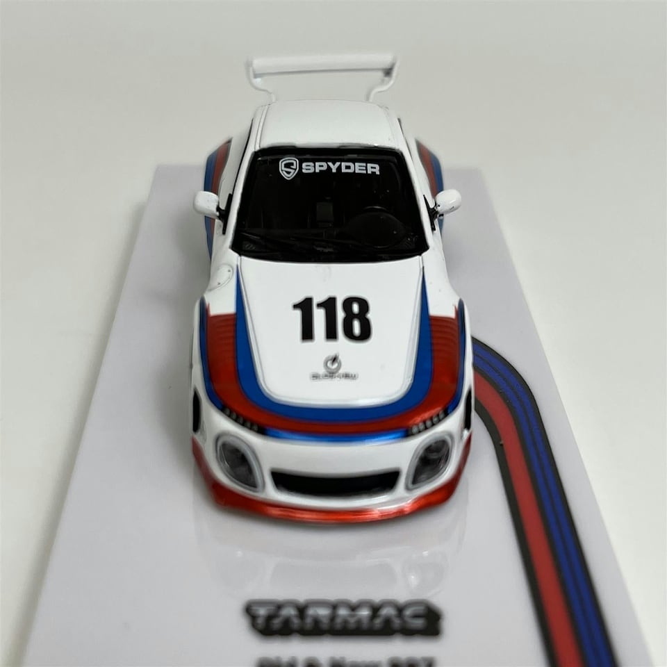 image 1 of Porsche Old & New 997 White #118 1:64 Tarmac Works T64TL053WRB