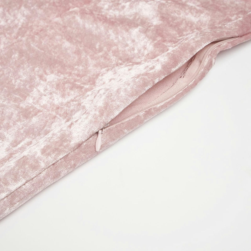 image 1 of OHS 2 x Luxury Plain Crushed Velvet Cushion Covers, 45x45cm - Blush Pink