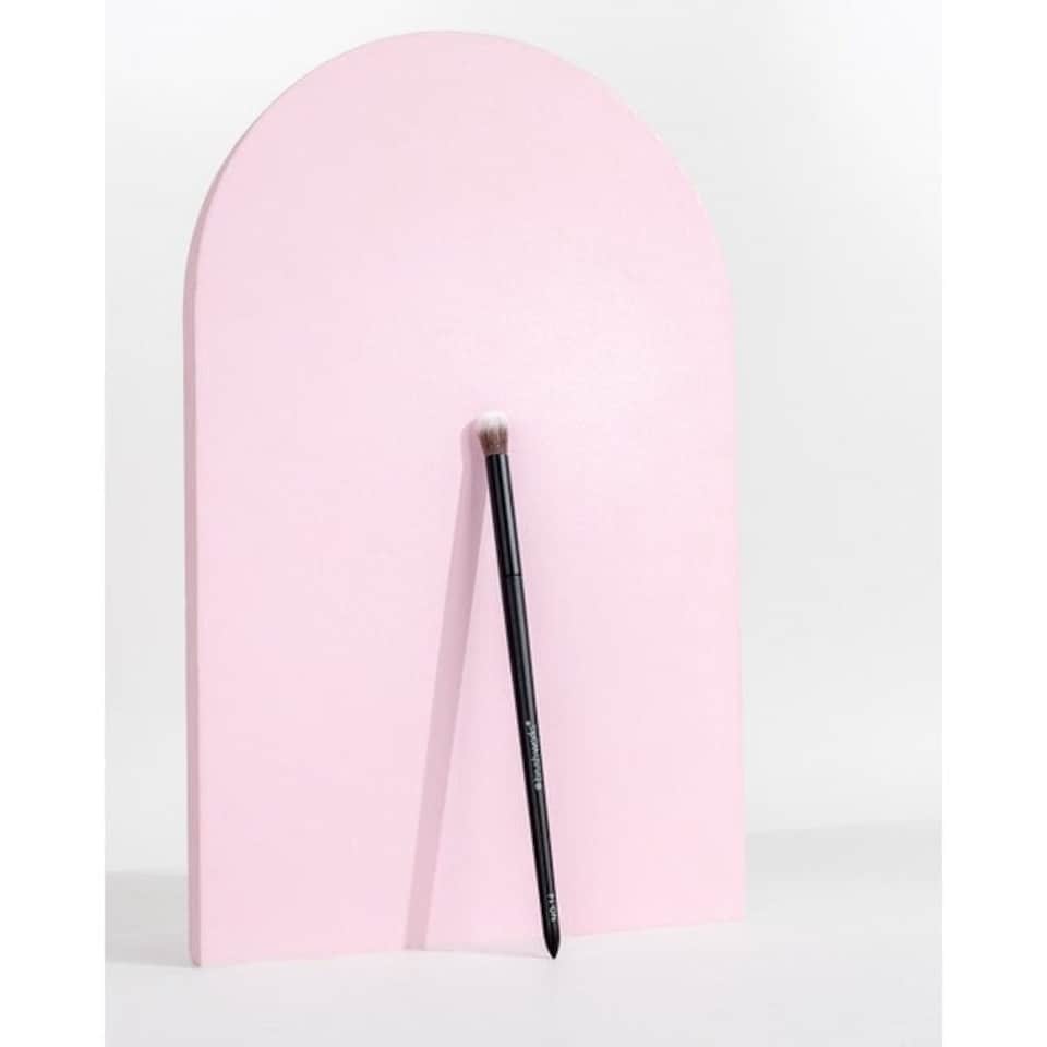 image 1 of Brushworks No. 14 Fluffy Blending Eye Brush