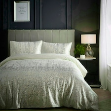 Portfolio Home Marseilles Printed Velvet Metallic Duvet Cover Set With Pillow Cases