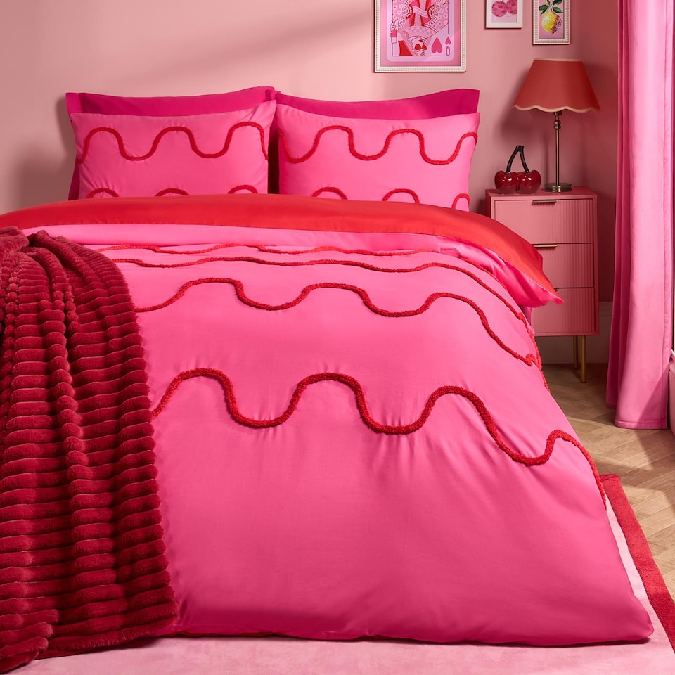 image 1 of OHS Tufted Wave Bedding Set Modern Duvet Cover with Pillowcase | Pink | Hot Pink/Red | Single