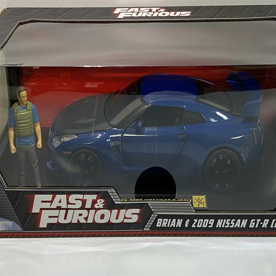 image 1 of Fast and Furious Brians 2009 Nissan GTR Figure and Working Lights 1:18 Jada 31142