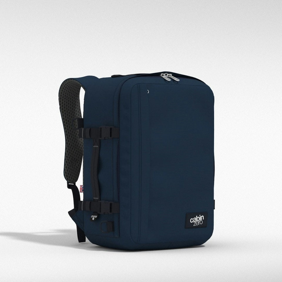 image 1 of Classic Plus Backpack 32L Navy Blue