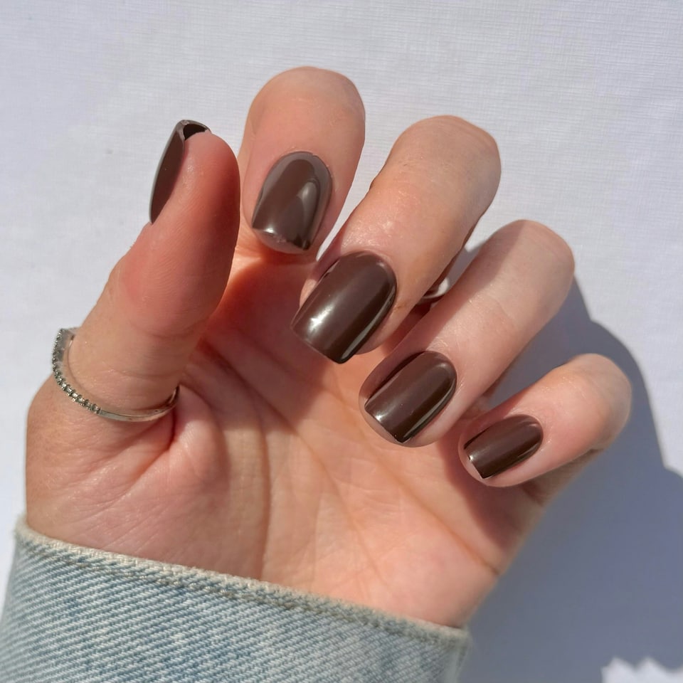 image 1 of House Of Amor - False Nails - Cherry Cola - Press On Nails - Clear