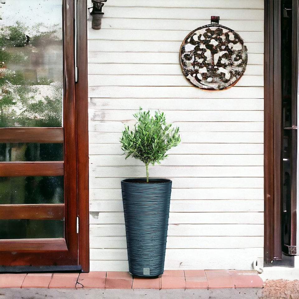 image 1 of 250mm Furu Tall Round Plant Pot | Black | 1