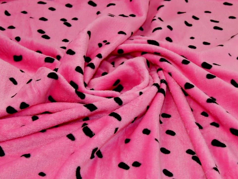 Pink Plush Cuddle Fleece Fabric for Dressmaking, Toy Making, 147cm / 57" Wide - per metre