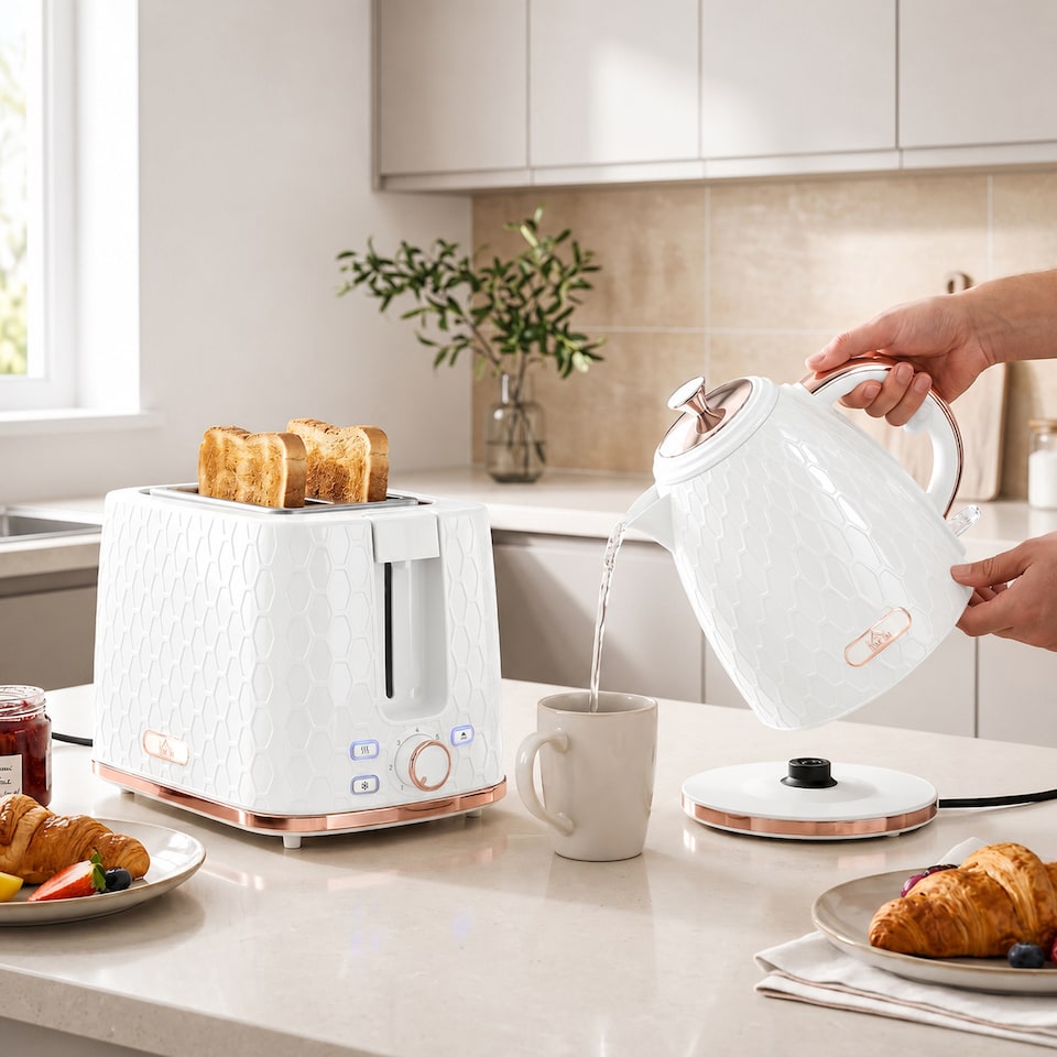 image 1 of HOMCOM Kettle and Toaster Set 1.7L Kettle & 2 Slice Toaster Set White