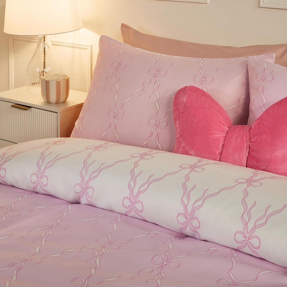 image 1 of OHS Bow Lattice Bedding Set Microfibre Reversible Duvet Cover with Pillowcase | Pink | Pink/White | Double