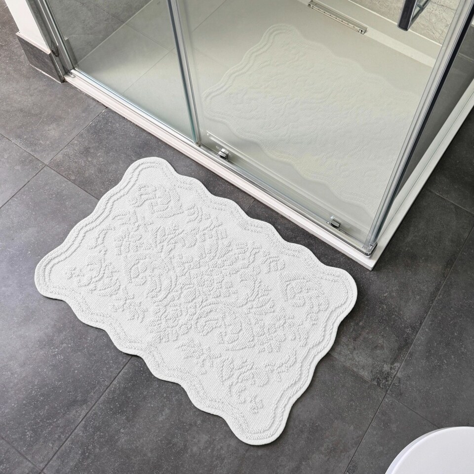 image 1 of Gracie Floral Jacquard Scalloped Bath Mat