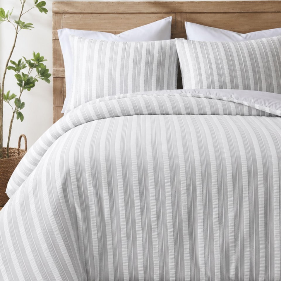 image 1 of Ezysleep Cationic Stripe Duvet Cover Set Breathable Fabric Bedding Single Double King