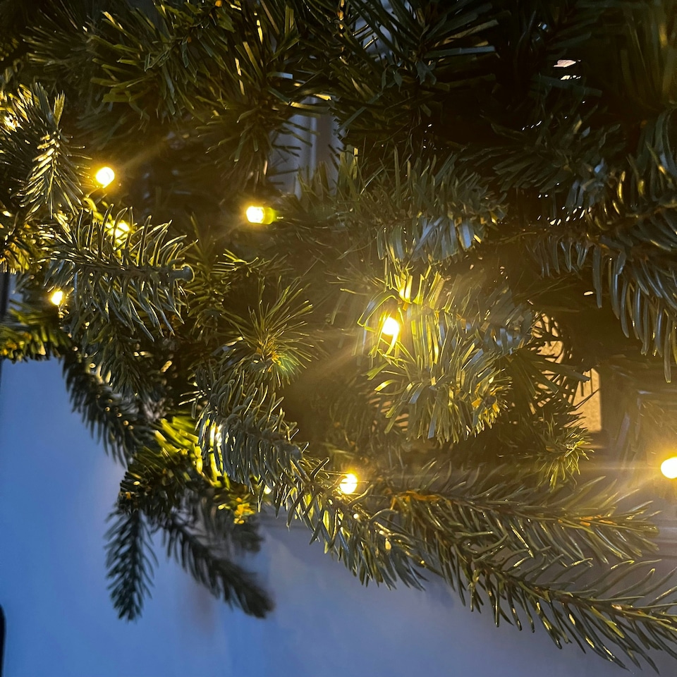 image 1 of 60cm Premium Mixed branch prelit Green Wreath - with timer