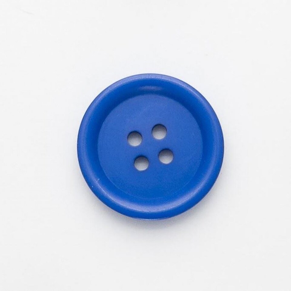 Minerva Royal Blue Round 4 Hole Plastic Coat Buttons for Dressmaking - 15mm - per value pack of 100