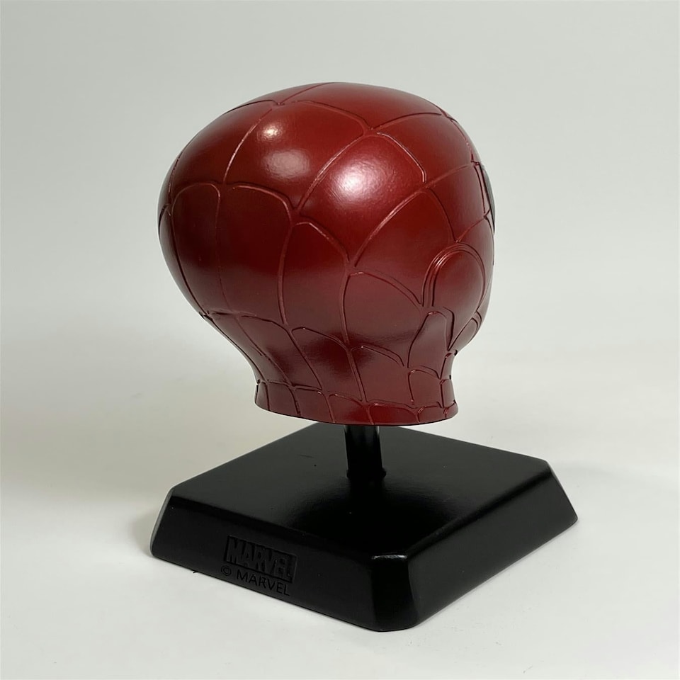 image 1 of Iron Spider Mask The Infinity Saga Avengers 18cm Polyresin Prop on Stand