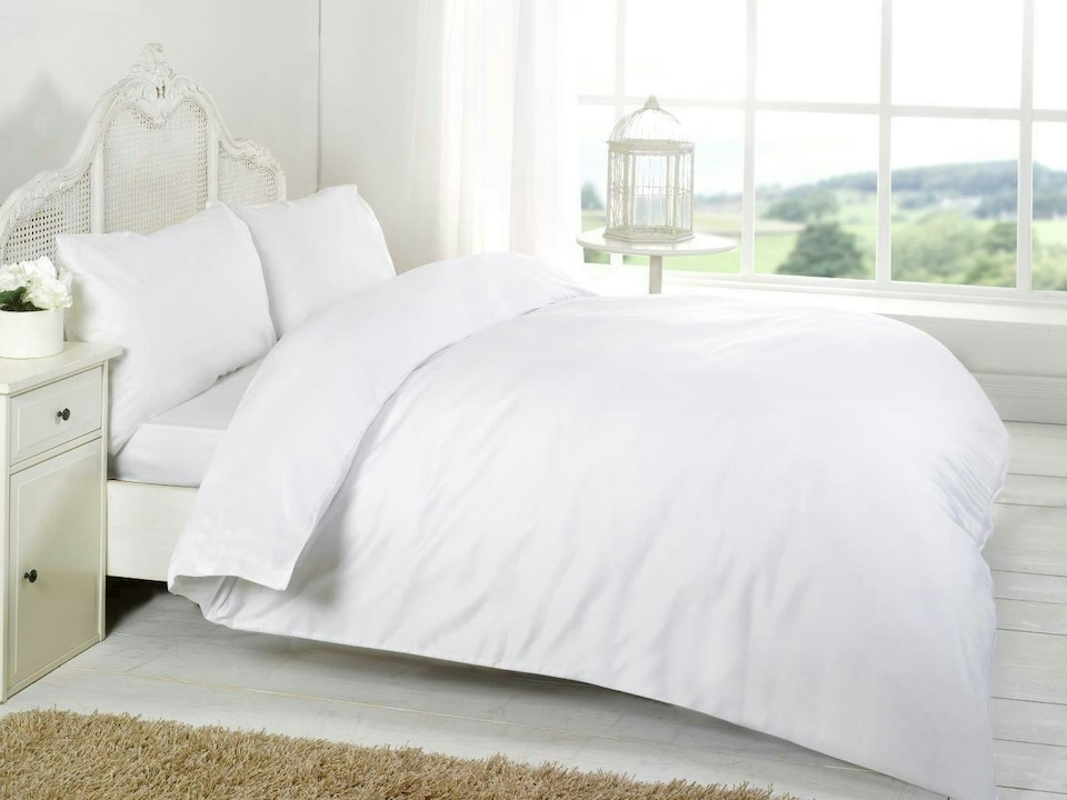 image 1 of Egyptian Cotton 200 Thread Count Flat Sheet 100% Cotton - White - King