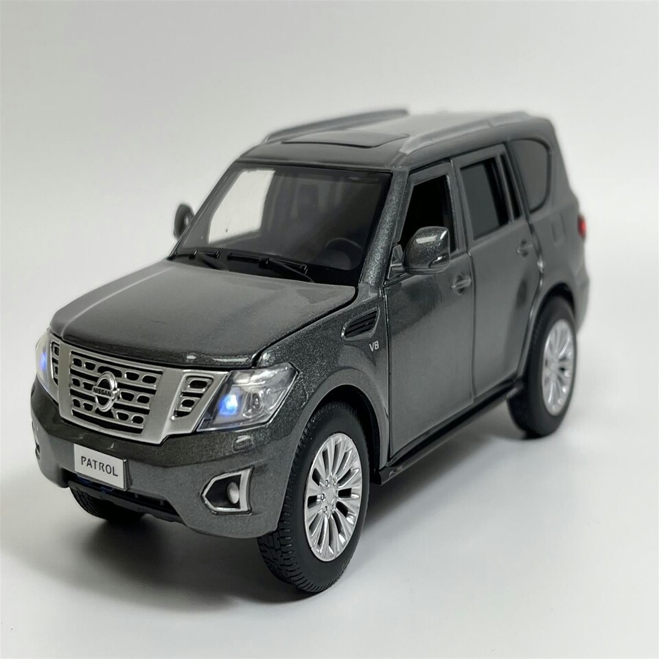 image 1 of Nissan Patrol Y62 Grey LHD 1:32 Scale Tayumo 32115015