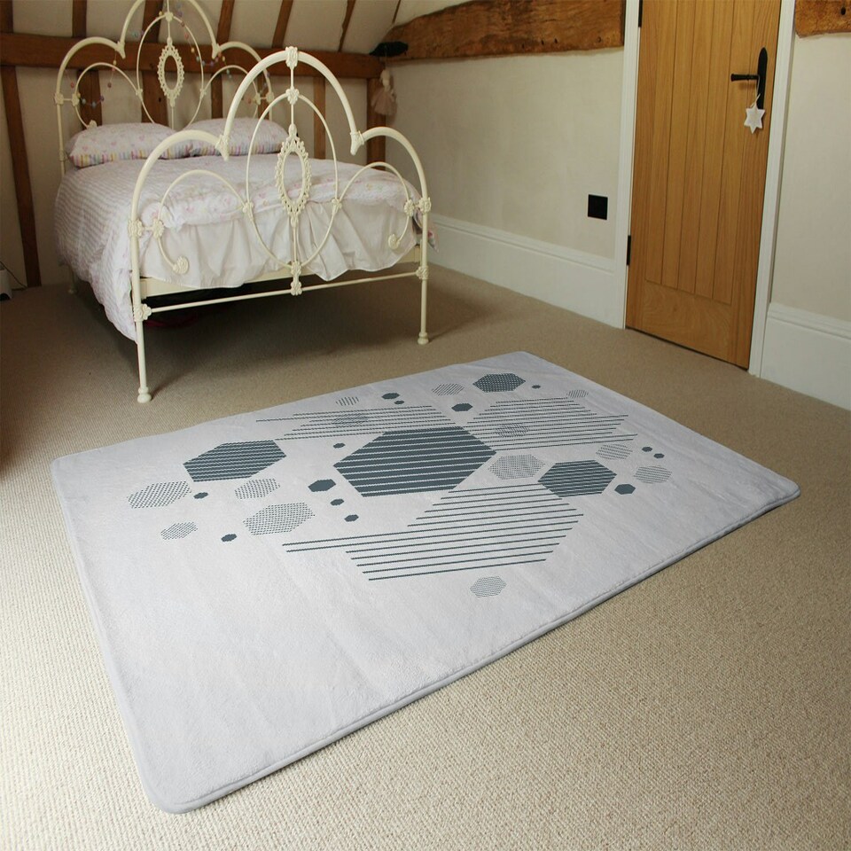image 1 of Geometric graphic 1600s (Rug) White | Medium: 80x150cm