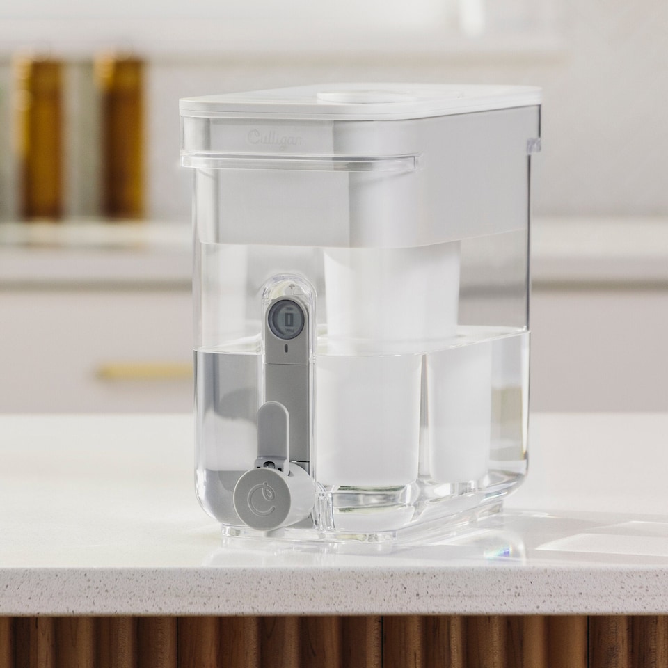 image 1 of Culligan ZeroWater 5.2L Water Filter Dispenser