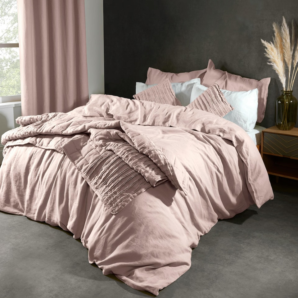 Encrypted Pink Bedding Bundle - Duvet Cover, Pillowcase Pair + Fitted sheet Mellow ...