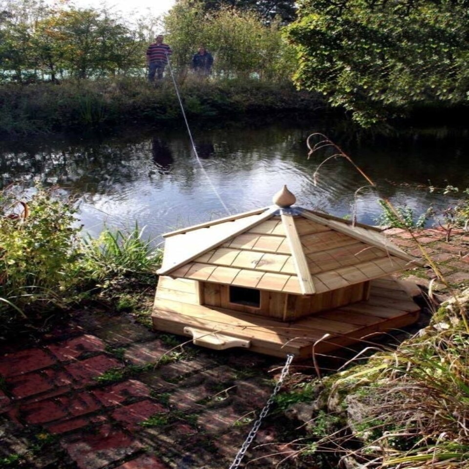 image 1 of Somerton Floating Duck Six Nest - Pressure Treated Red Pine - L140 x W140 x H75 cm Brown | One Size