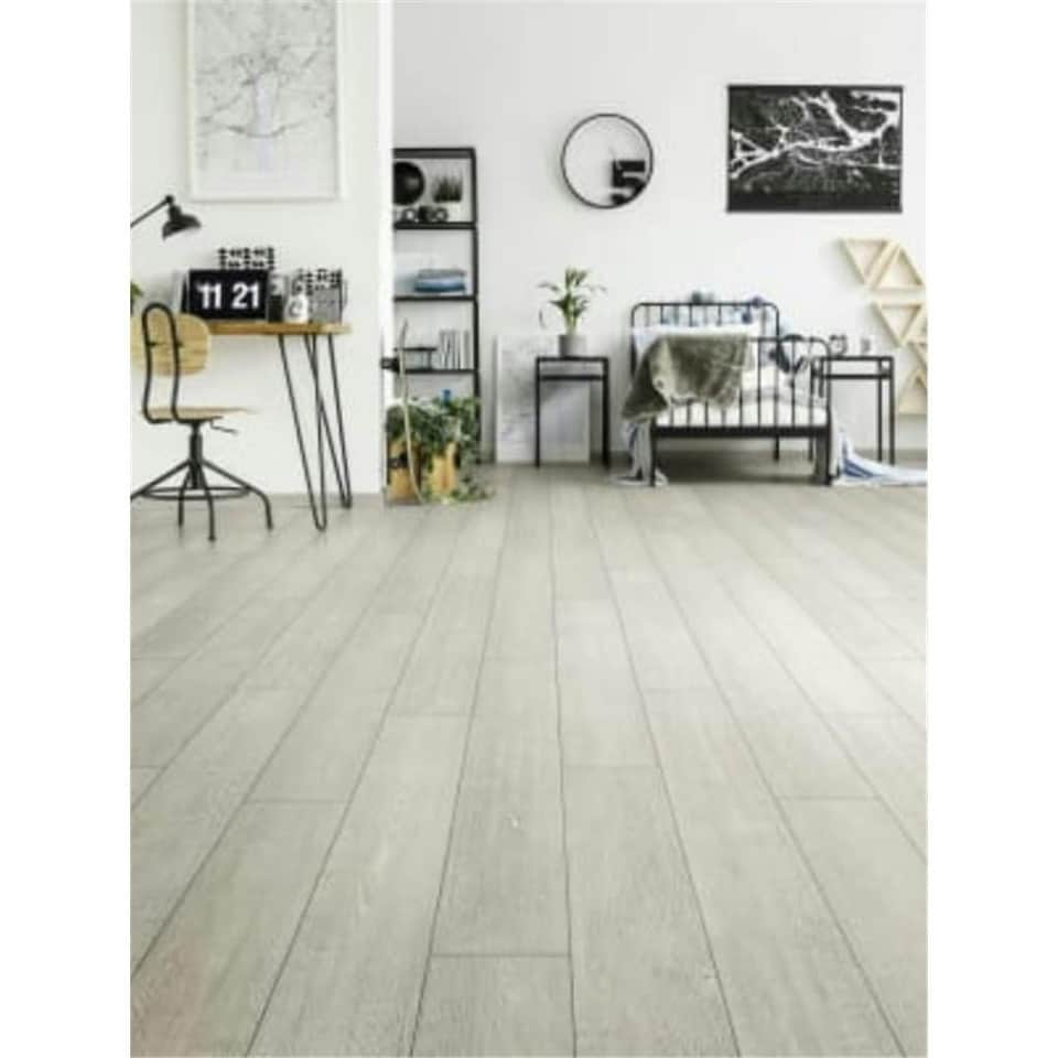 image 1 of PACK OF 15 (Total 15 Units) - White Oak 12mm Thick Laminate Flooring (22.2m2 Coverage)