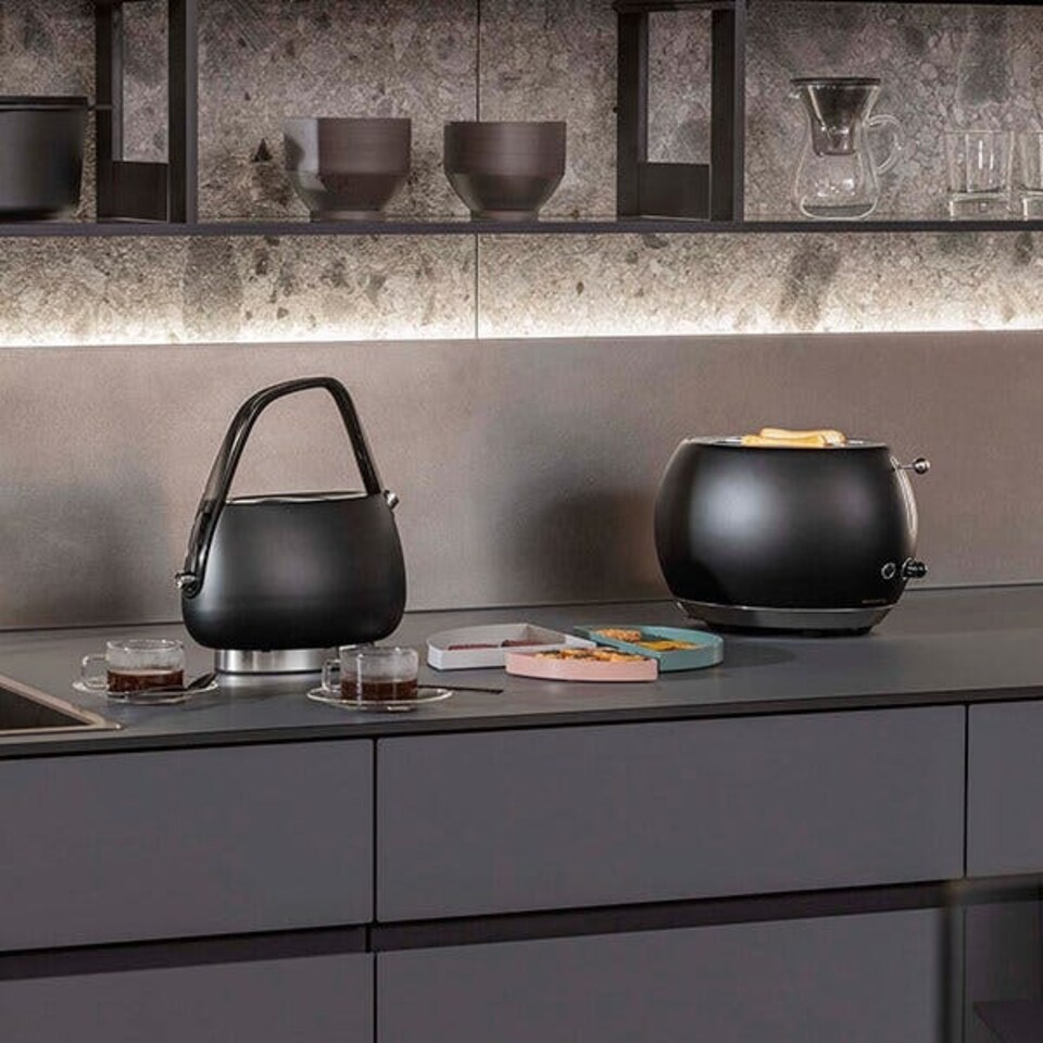 image 1 of Bugatti Romeo Toaster Matt Black