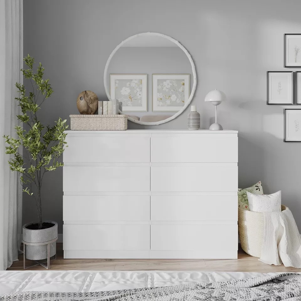 image 1 of Minimalist Chest of 8 Drawers - 88.3x120x35cm | White | White & White | 1